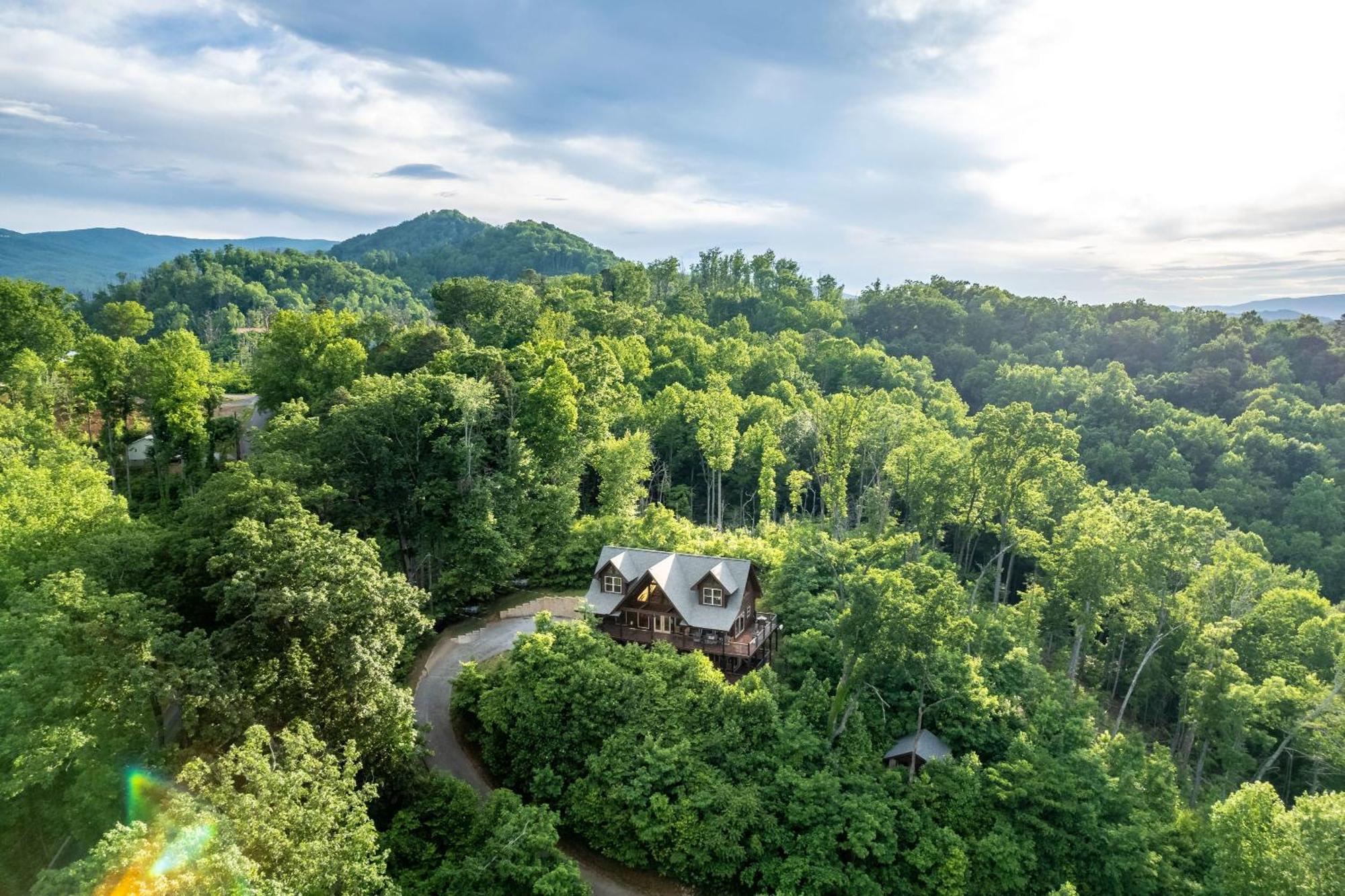 The Solstice - Amenities Galore Mountain Retreat Гатлінбург Екстер'єр фото