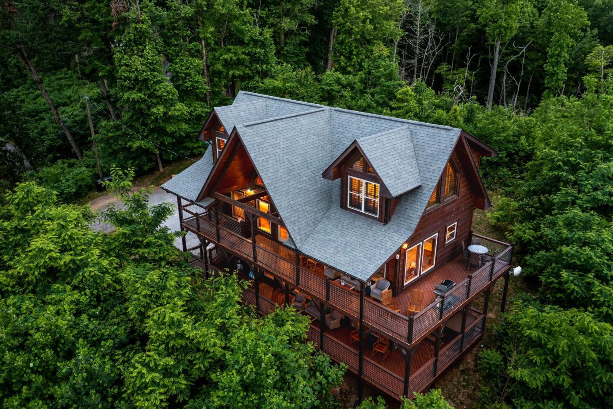 The Solstice - Amenities Galore Mountain Retreat Гатлінбург Екстер'єр фото