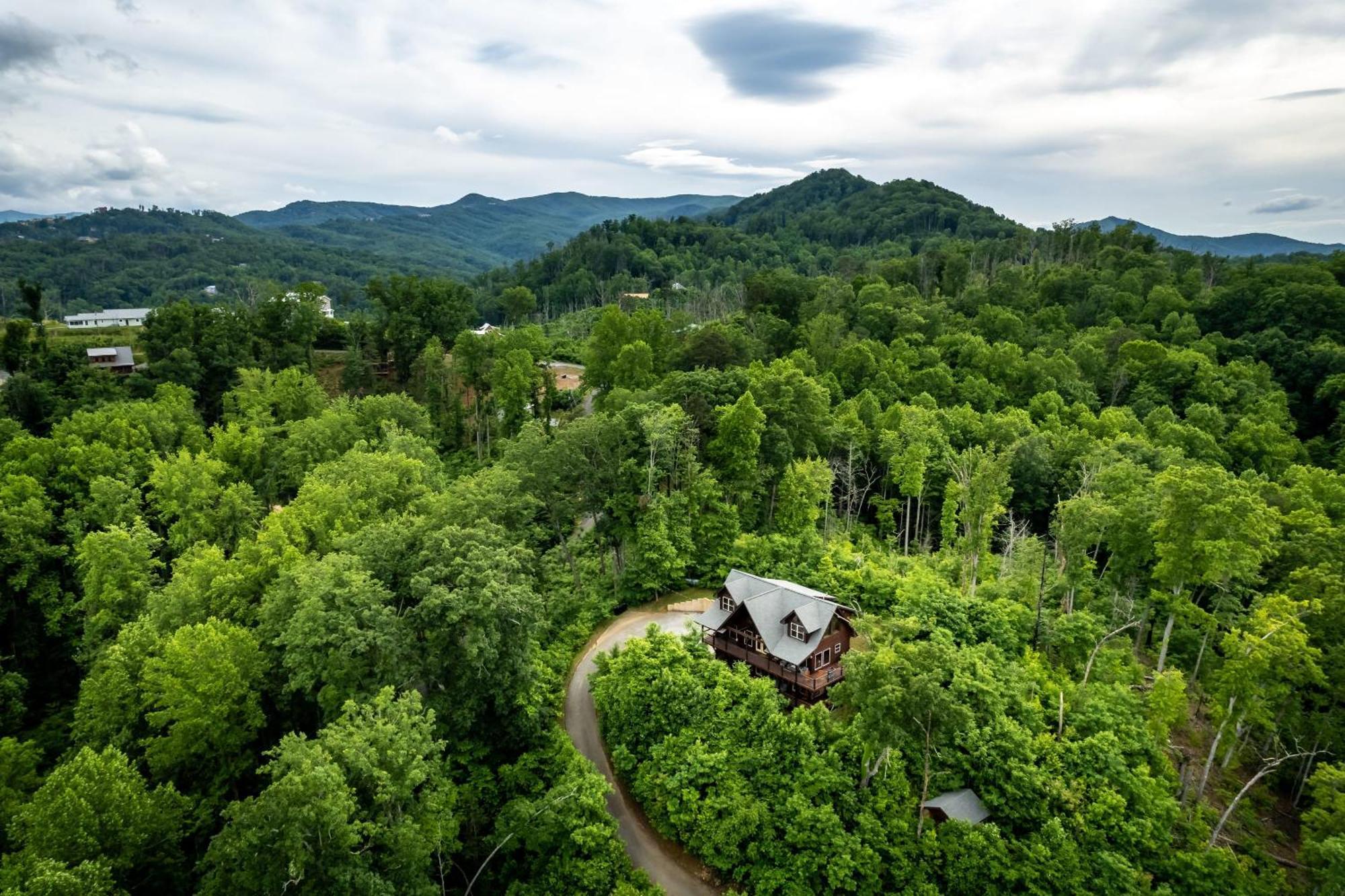 The Solstice - Amenities Galore Mountain Retreat Гатлінбург Екстер'єр фото